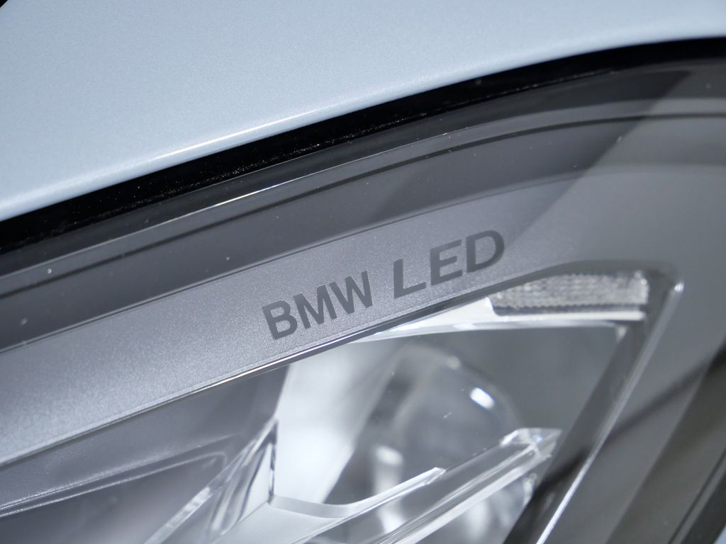 Thumbnail: 2022 BMW 4 Series - 18