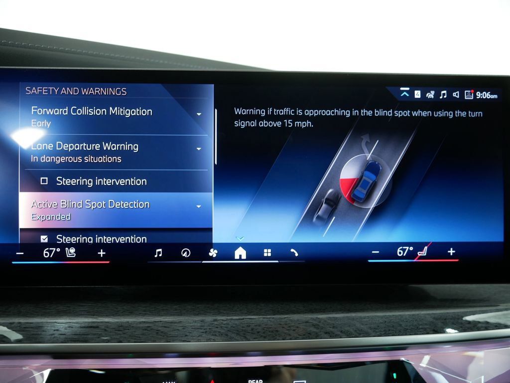 Thumbnail: 2025 BMW 7 Series - 17