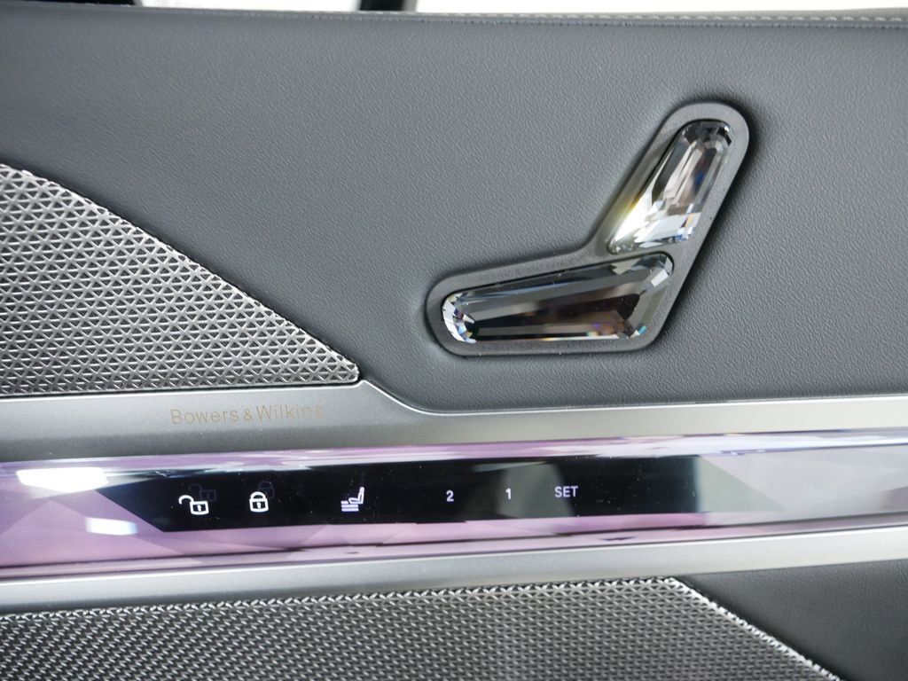 Thumbnail: 2025 BMW 7 Series - 31