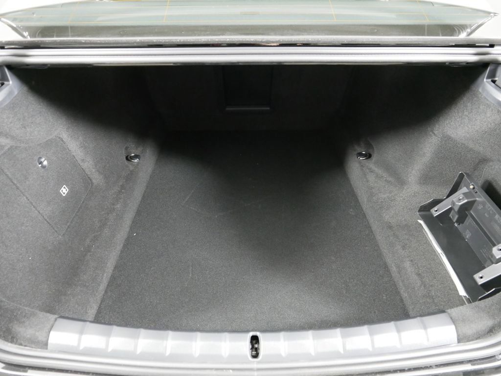 Thumbnail: 2025 BMW 7 Series - 44