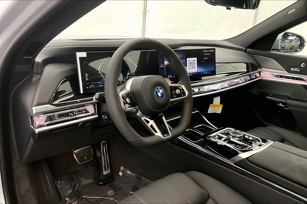 Thumbnail: 2026 BMW 7 Series - 2
