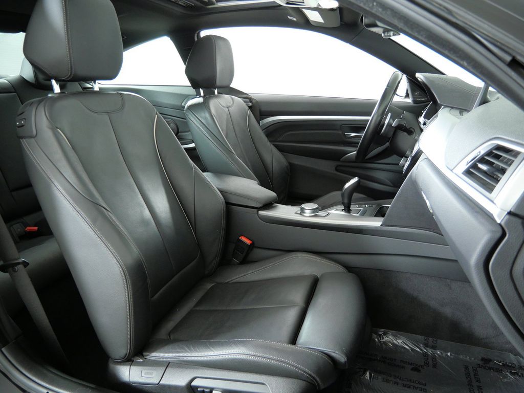 Thumbnail: 2019 BMW 4 Series - 10