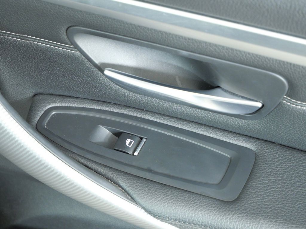 Thumbnail: 2019 BMW 4 Series - 30