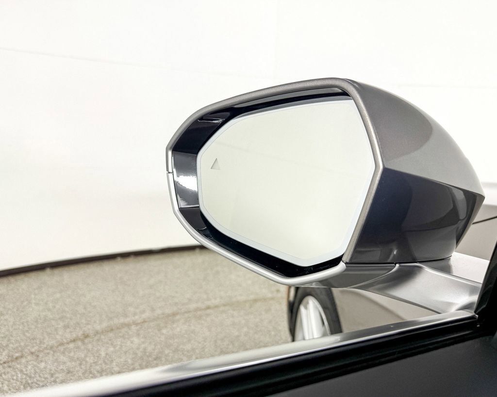 Thumbnail: 2025 BMW 5 Series - 41