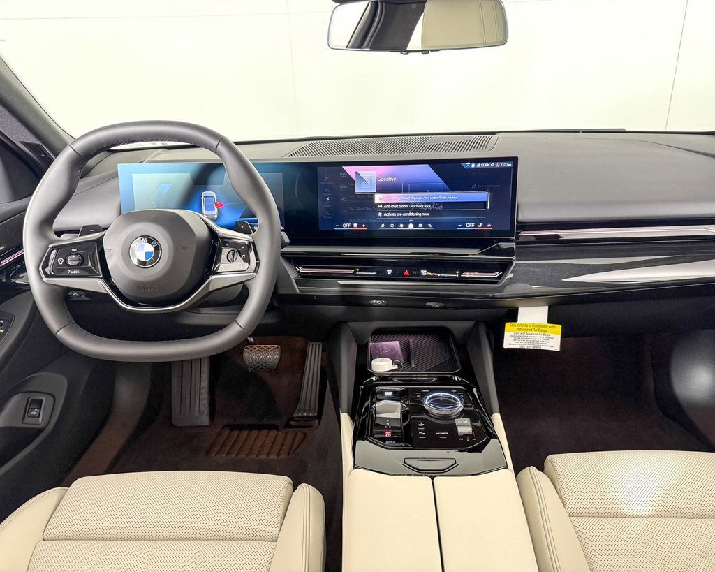 Thumbnail: 2025 BMW 5 Series - 2