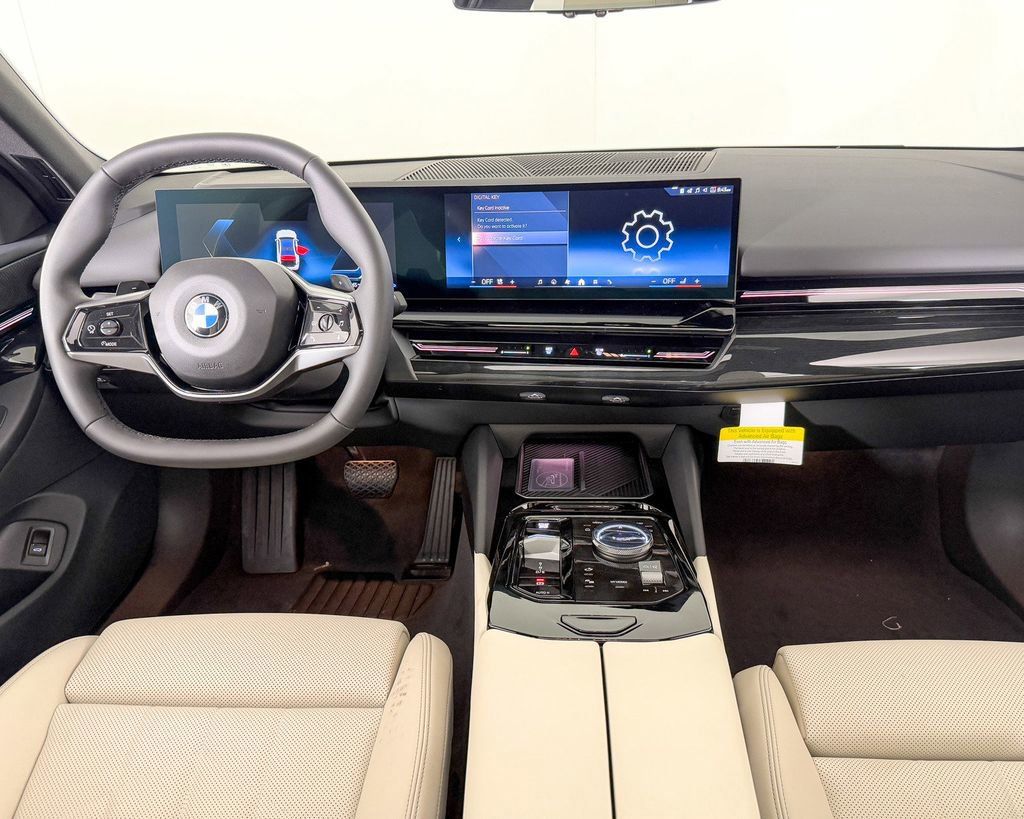 Thumbnail: 2025 BMW 5 Series - 2