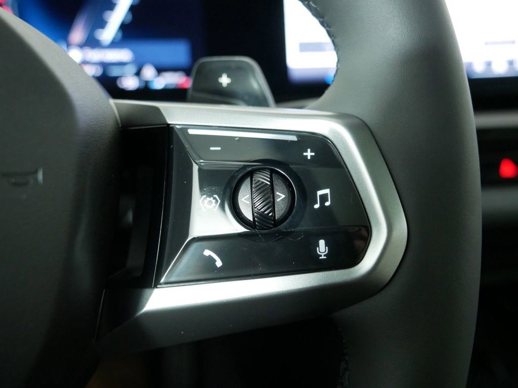 Thumbnail: 2025 BMW 5 Series - 41