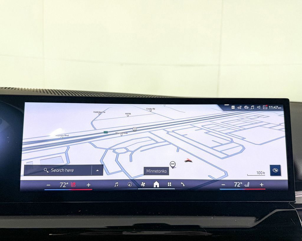 Thumbnail: 2025 BMW 5 Series - 46