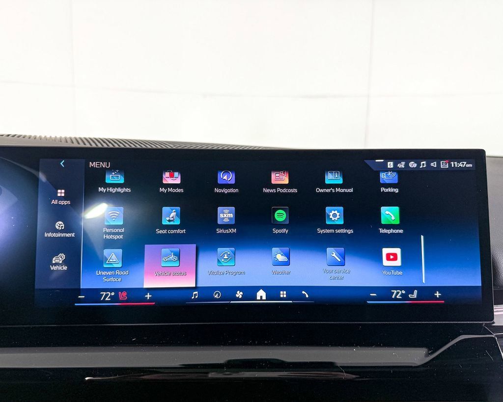 Thumbnail: 2025 BMW 5 Series - 13