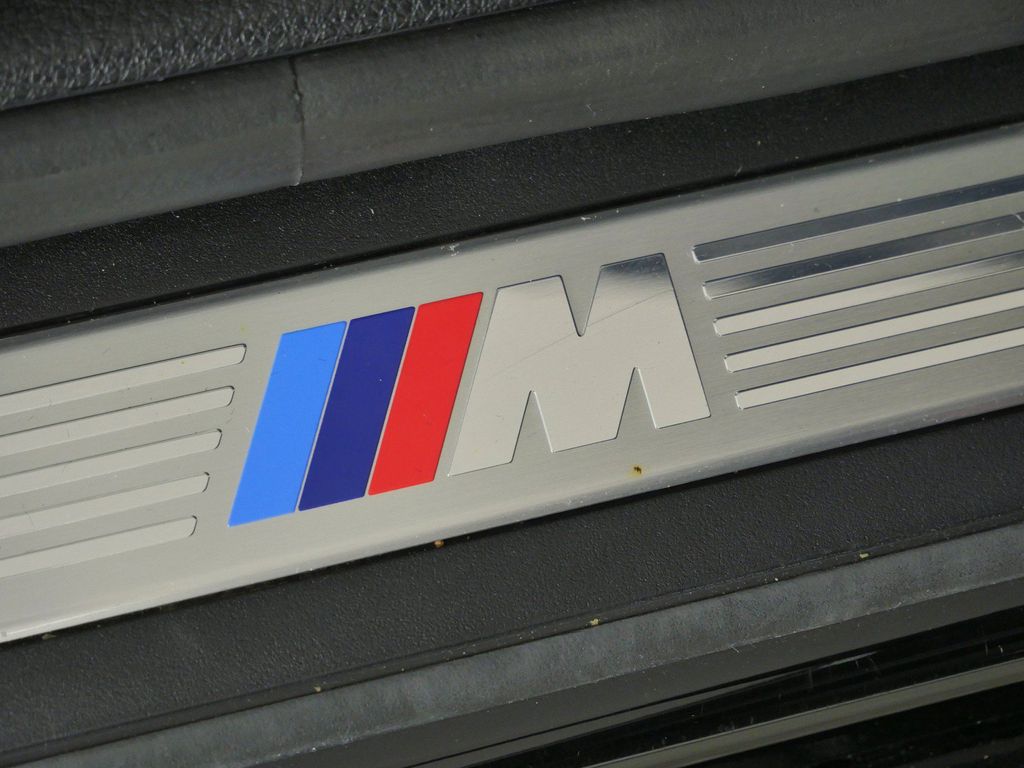 Thumbnail: 2014 BMW 5 Series - 28