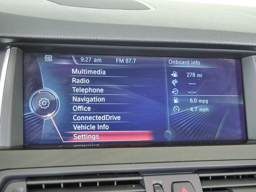 Thumbnail: 2014 BMW 5 Series - 12