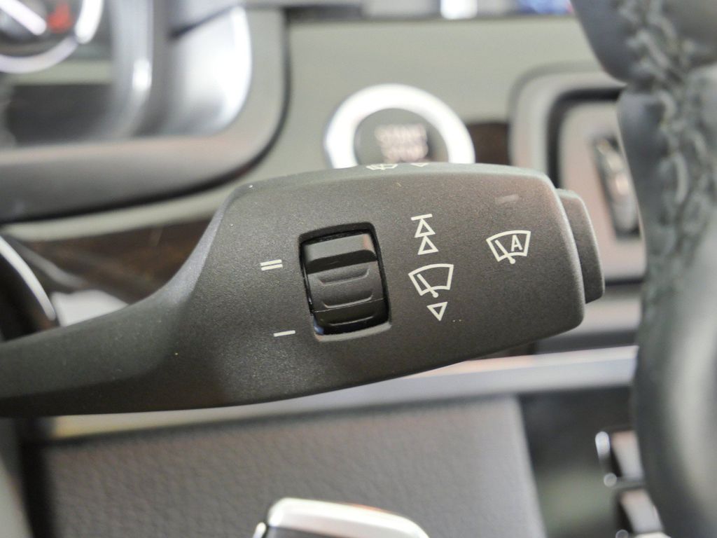 Thumbnail: 2014 BMW 5 Series - 50