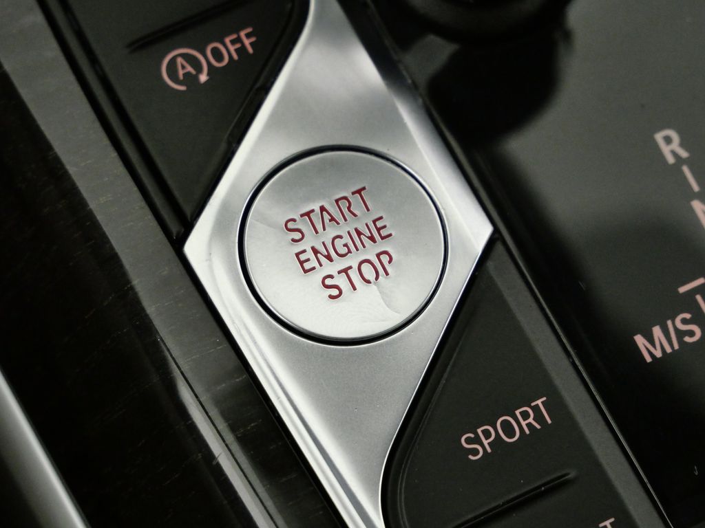 Thumbnail: 2019 BMW 3 Series - 46