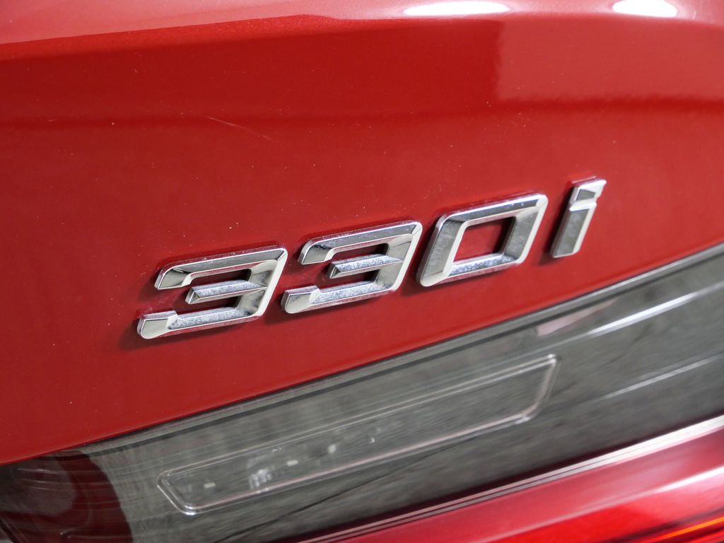 Thumbnail: 2019 BMW 3 Series - 22