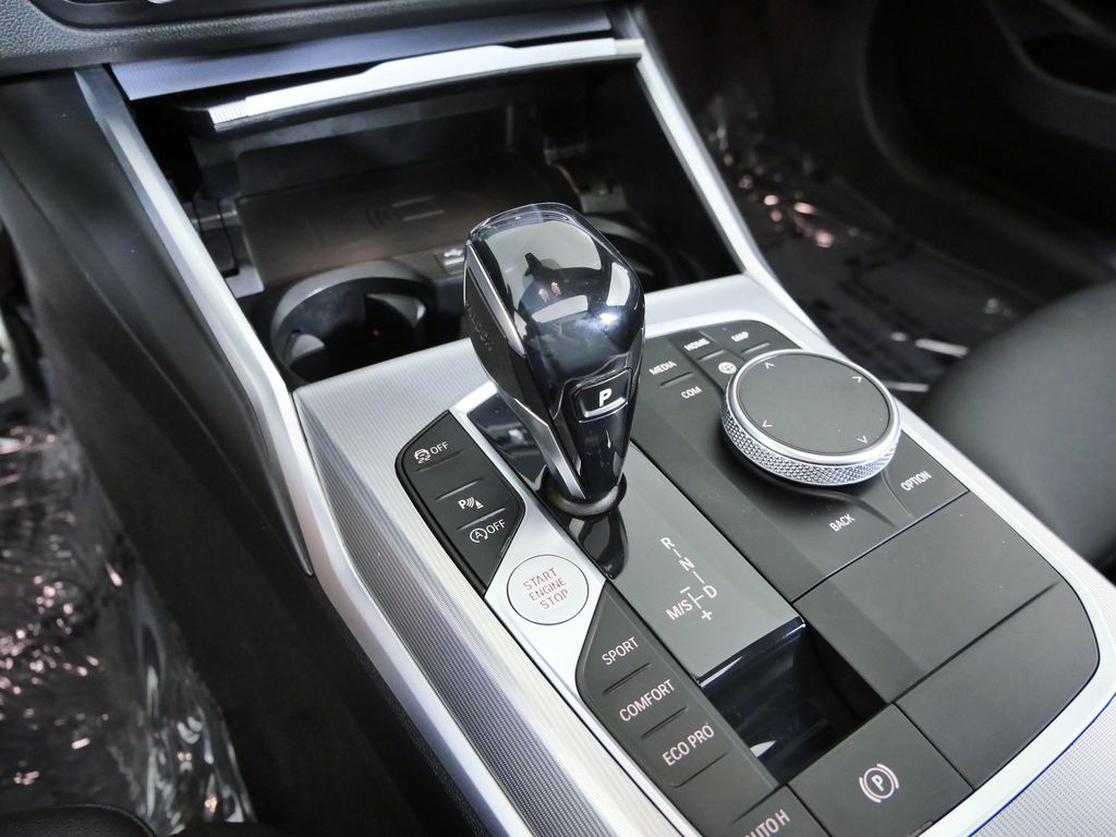 Thumbnail: 2020 BMW 3 Series - 15