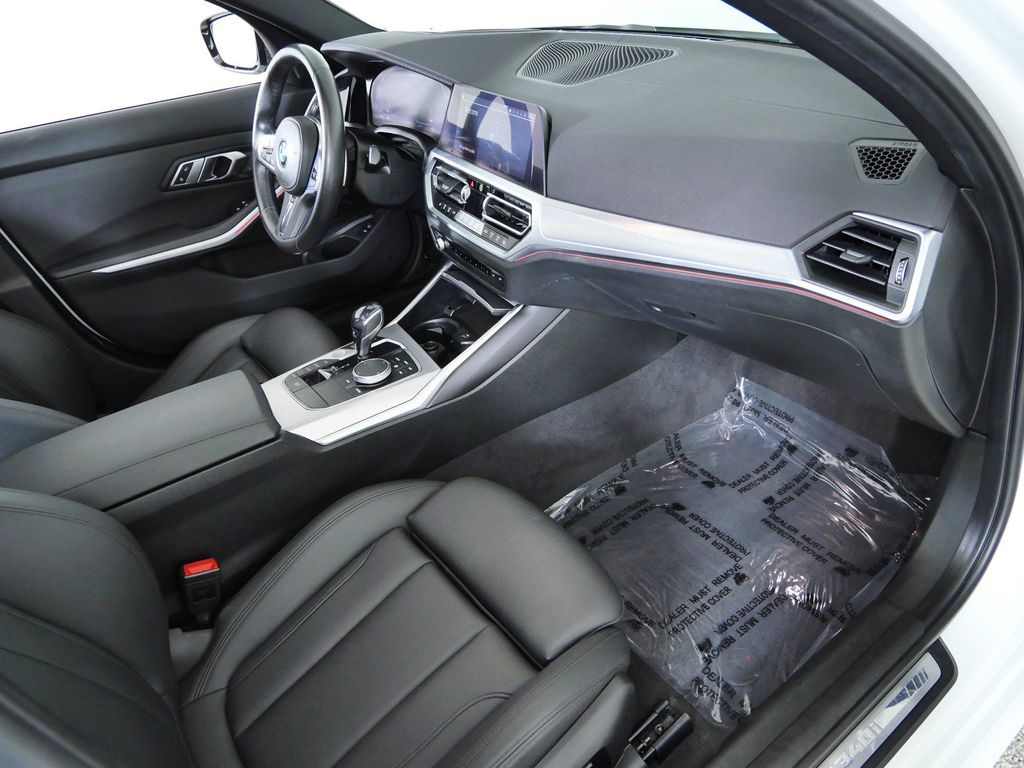 Thumbnail: 2020 BMW 3 Series - 9