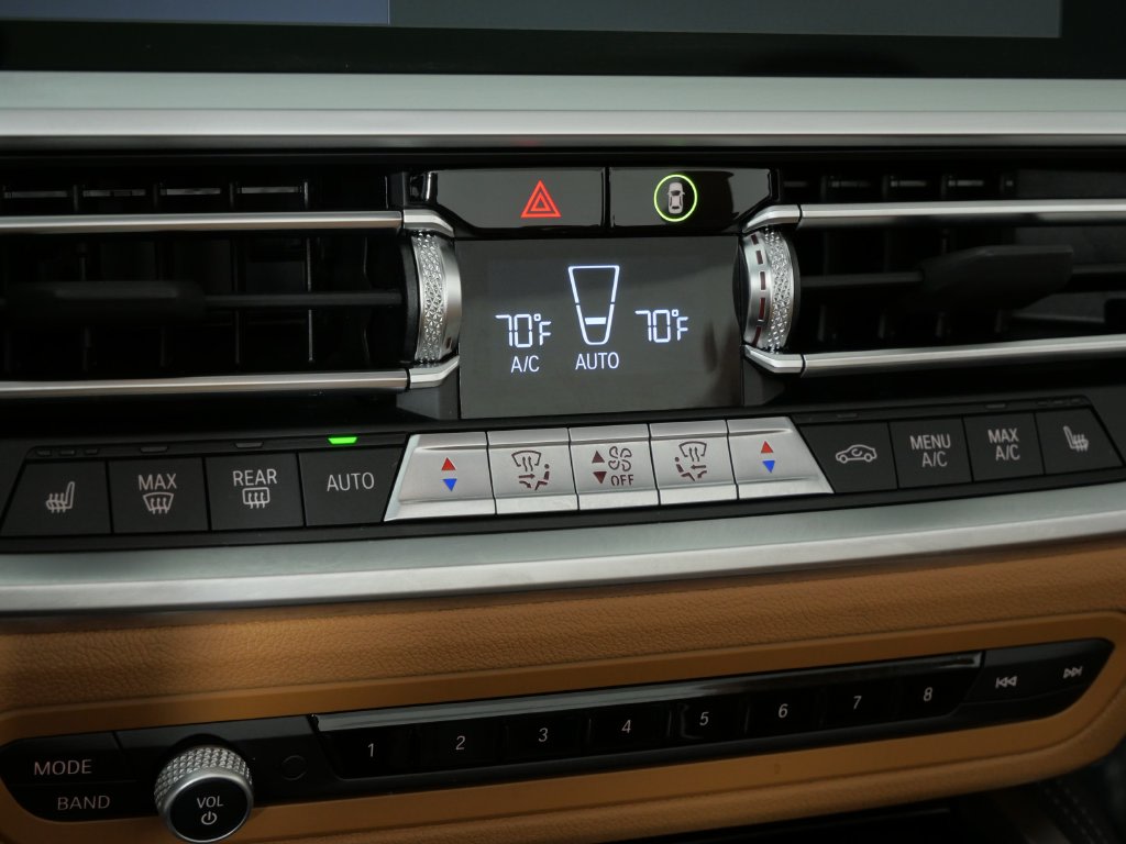 Thumbnail: 2023 BMW 4 Series - 46