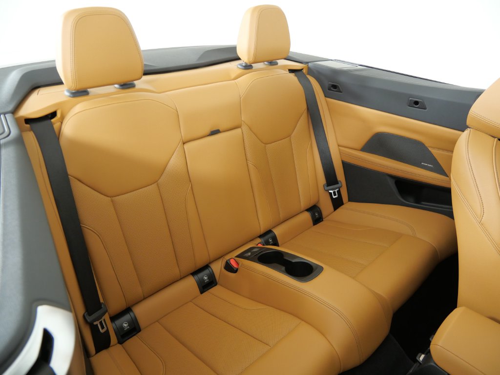 Thumbnail: 2023 BMW 4 Series - 10
