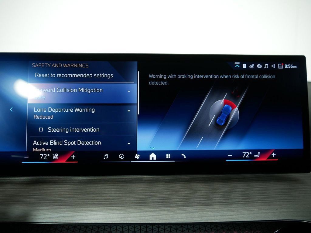 Thumbnail: 2025 BMW 4 Series - 45