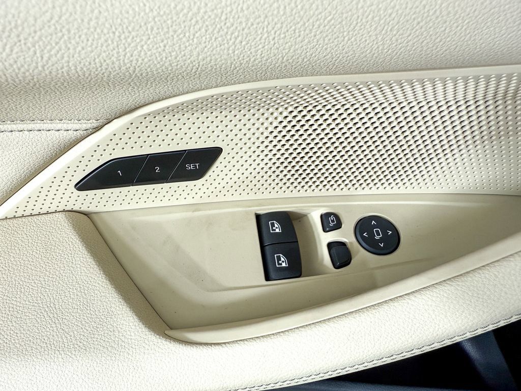 Thumbnail: 2026 BMW 4 Series - 39