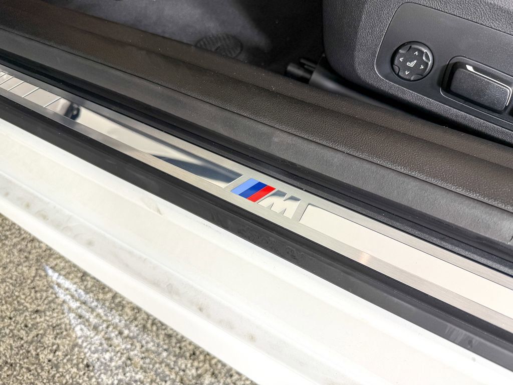 Thumbnail: 2026 BMW 4 Series - 37