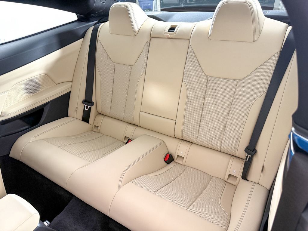 Thumbnail: 2026 BMW 4 Series - 33