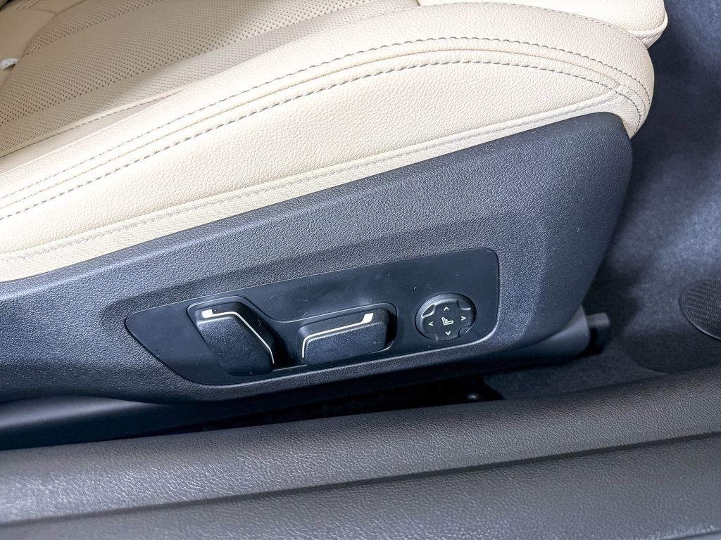 Thumbnail: 2026 BMW 4 Series - 27