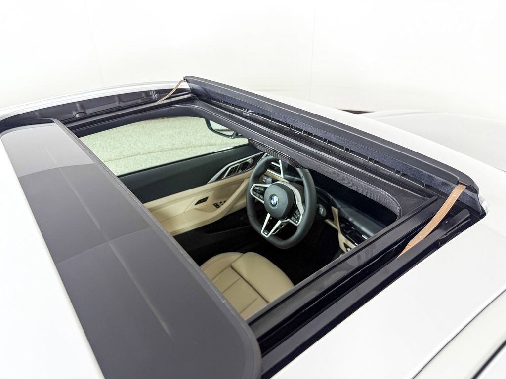 Thumbnail: 2026 BMW 4 Series - 26