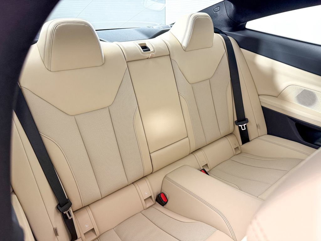 Thumbnail: 2026 BMW 4 Series - 30