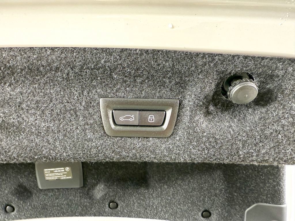 Thumbnail: 2026 BMW 4 Series - 24