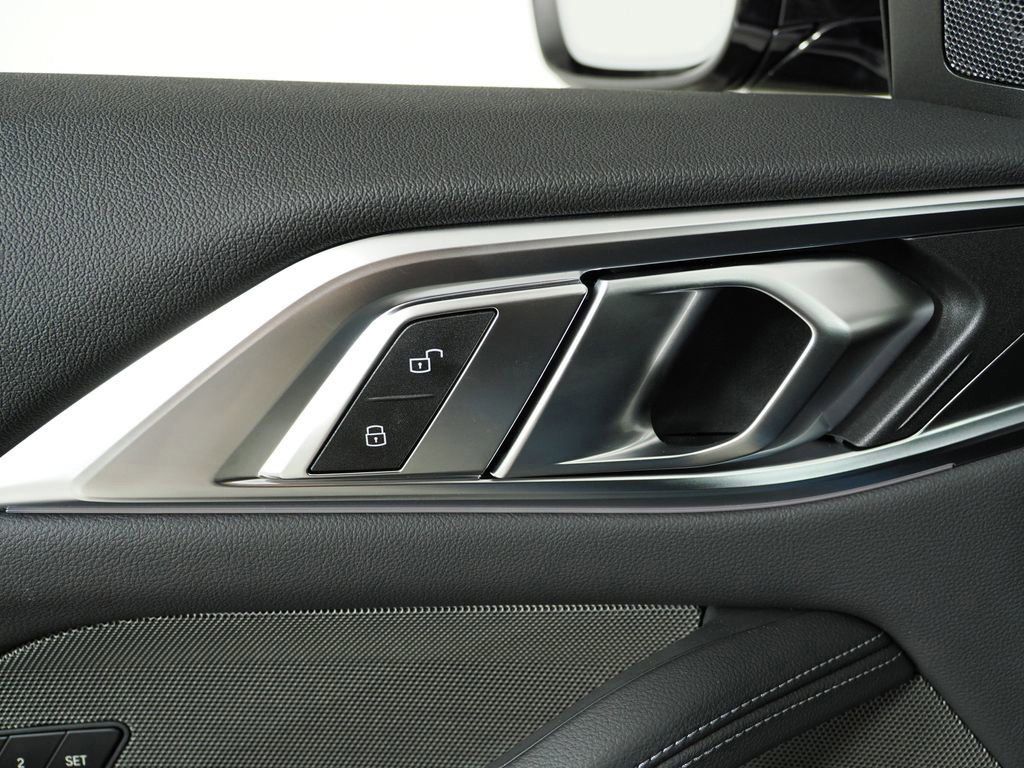 Thumbnail: 2026 BMW 4 Series - 33