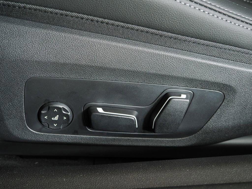 Thumbnail: 2026 BMW 4 Series - 36