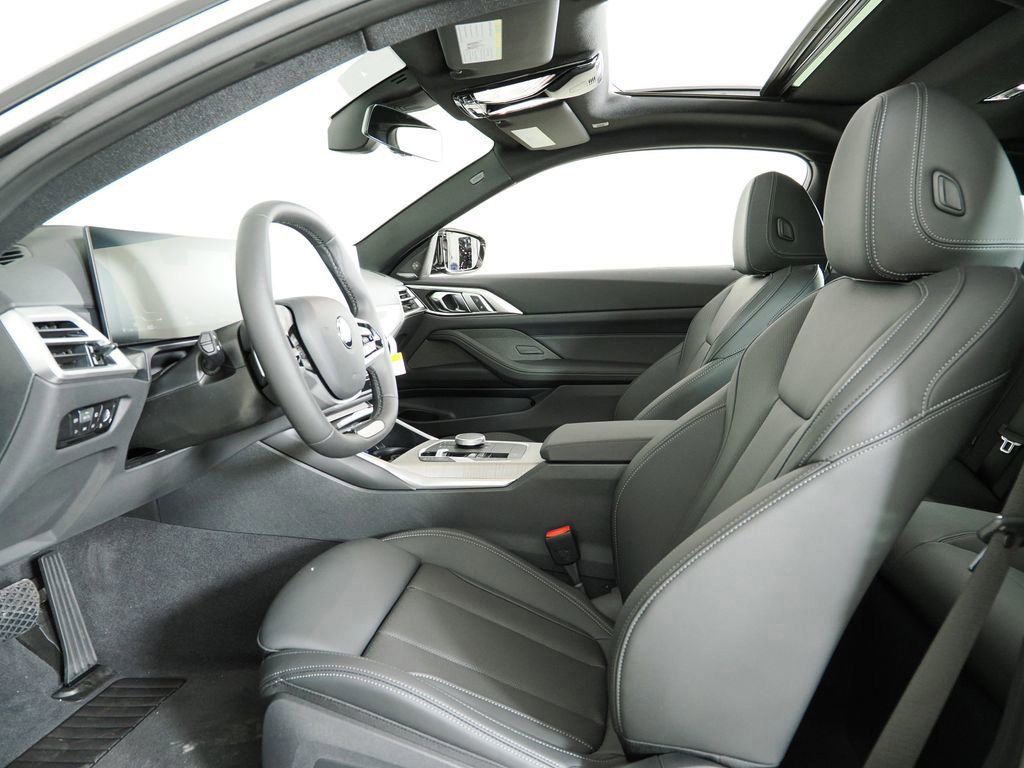 Thumbnail: 2026 BMW 4 Series - 29
