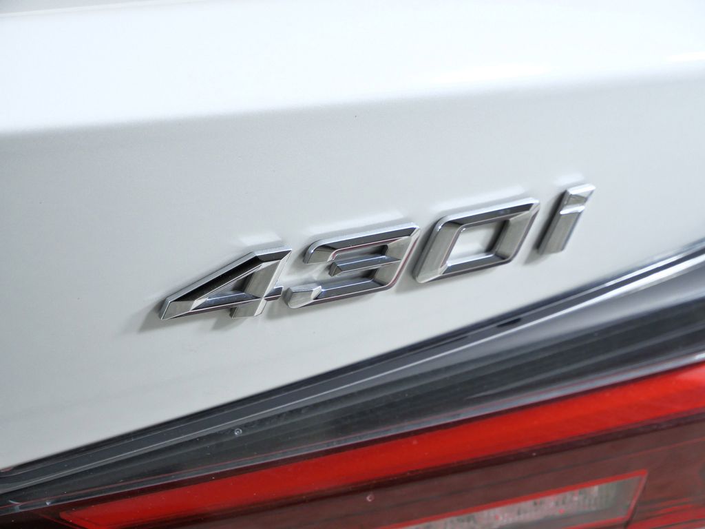 Thumbnail: 2025 BMW 4 Series - 25