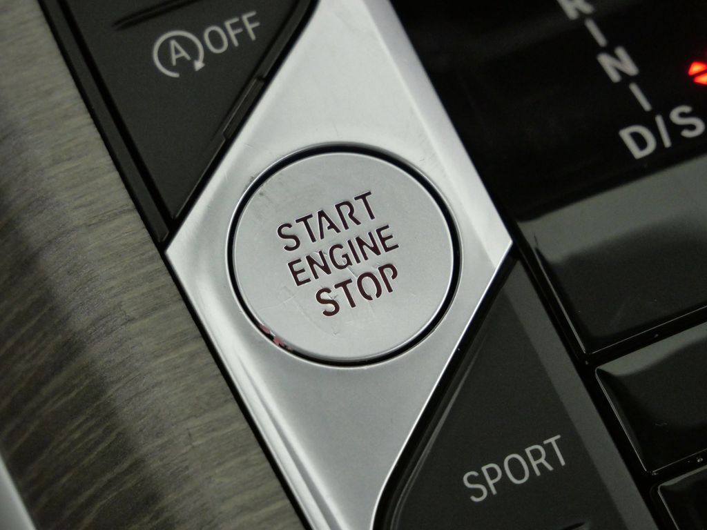 Thumbnail: 2025 BMW 4 Series - 46