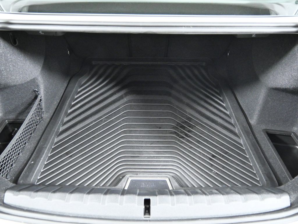 Thumbnail: 2025 BMW 4 Series - 15