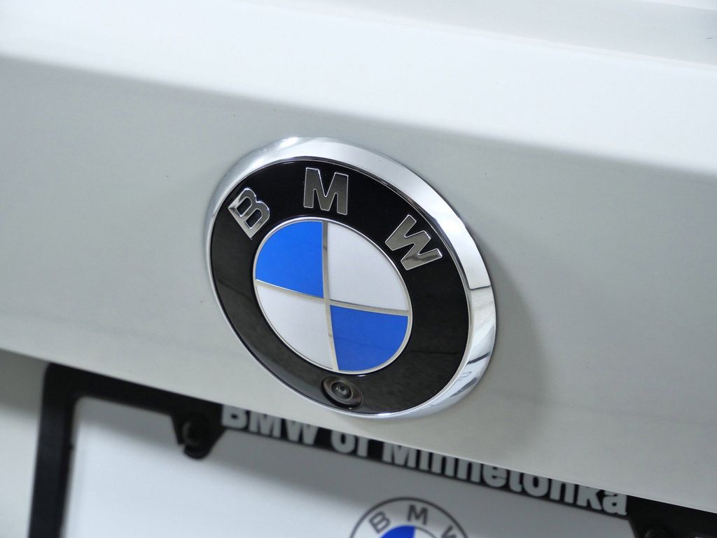 Thumbnail: 2025 BMW 4 Series - 23