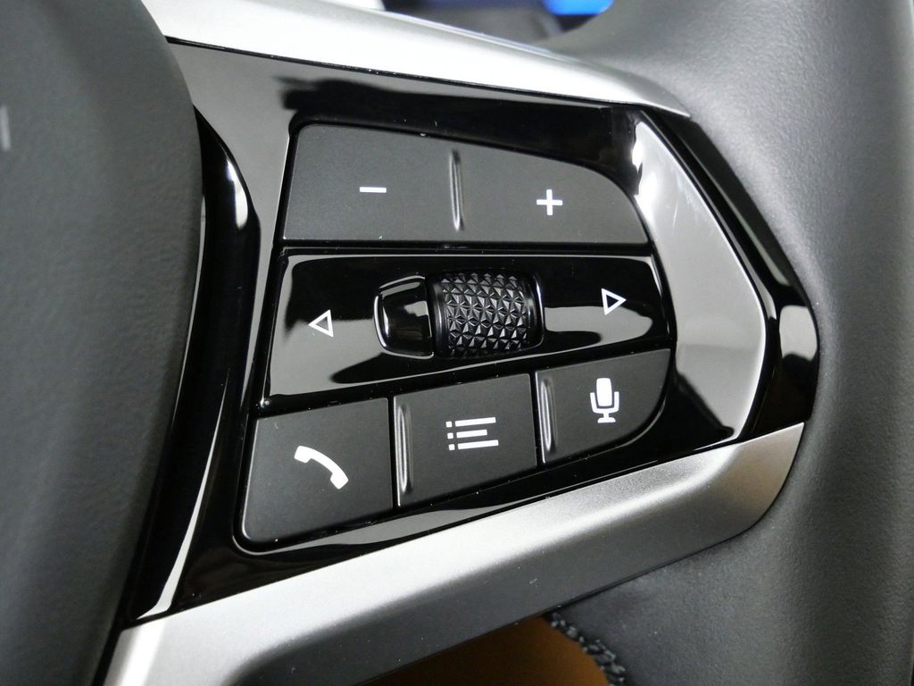 Thumbnail: 2025 BMW 4 Series - 39