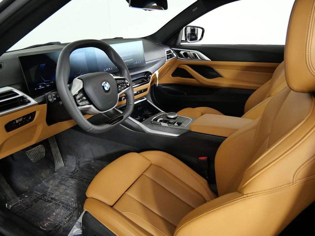 Thumbnail: 2025 BMW 4 Series - 32
