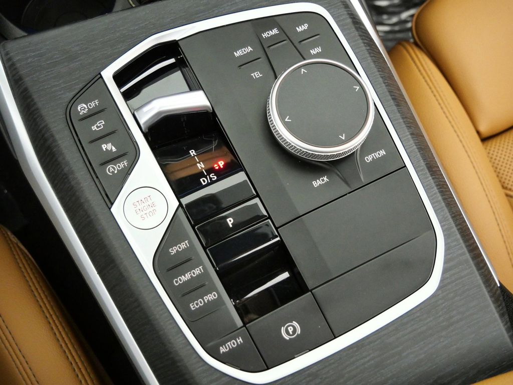 Thumbnail: 2025 BMW 4 Series - 13