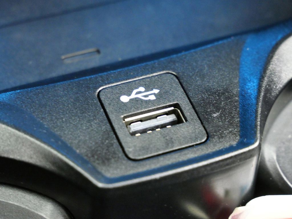 Thumbnail: 2025 BMW 4 Series - 45
