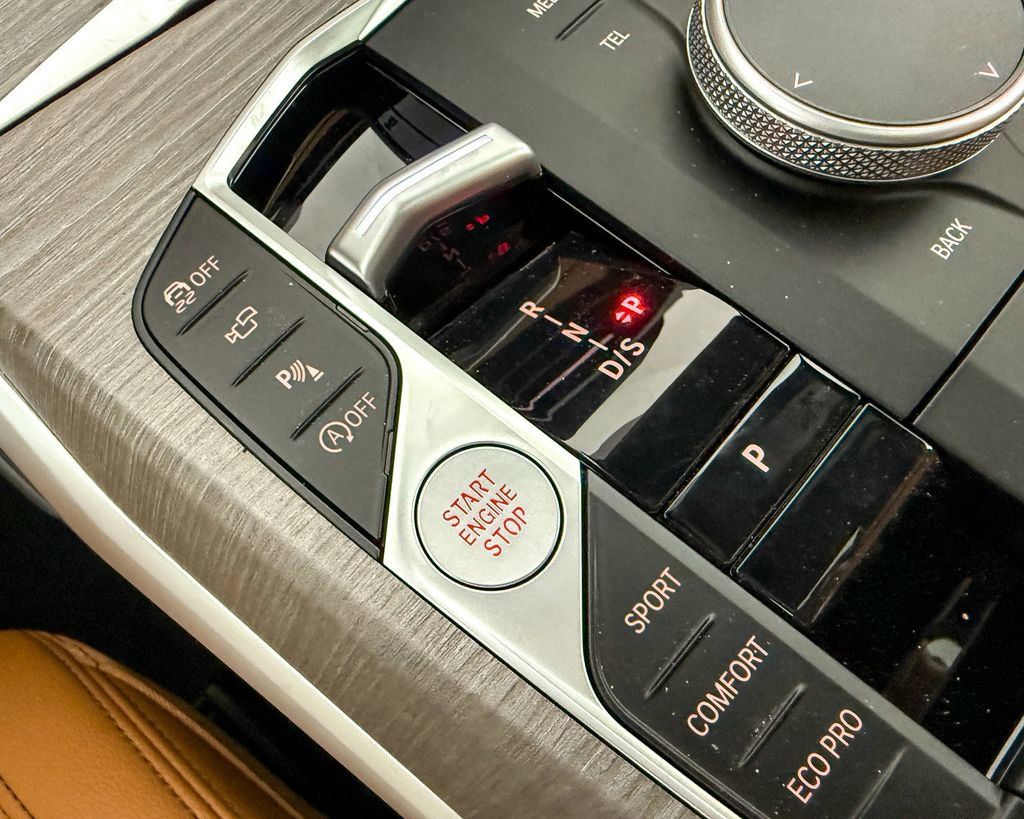 Thumbnail: 2025 BMW 4 Series - 14