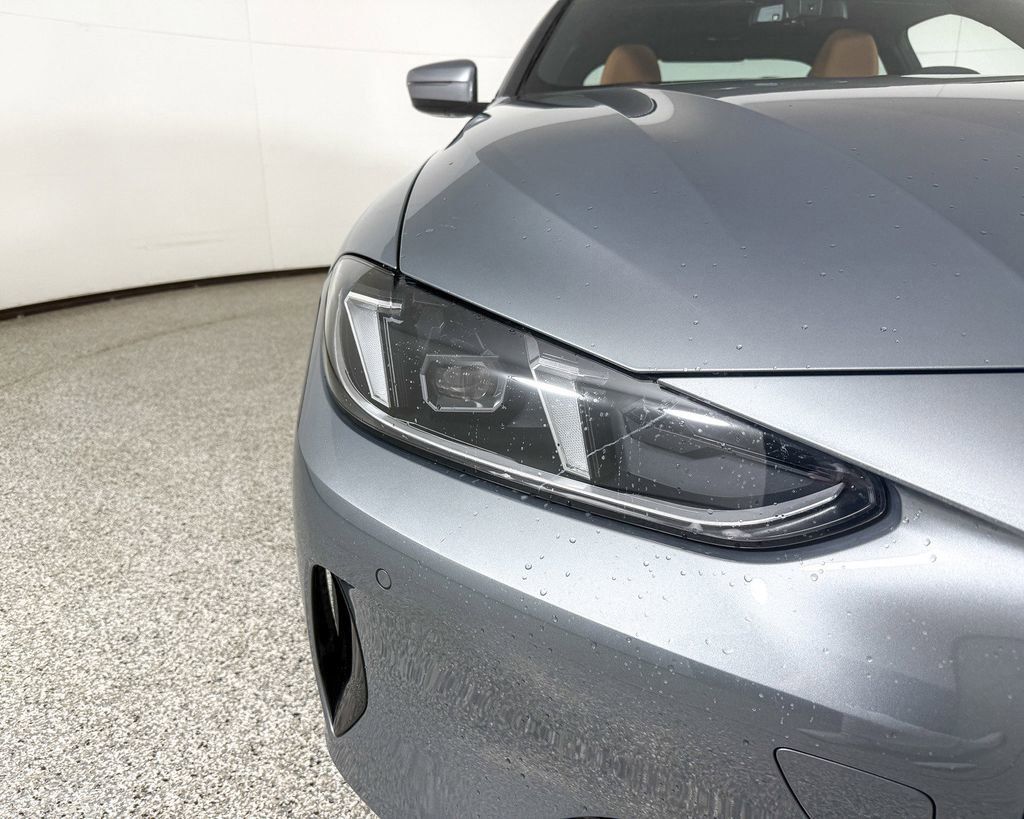 Thumbnail: 2025 BMW 4 Series - 7