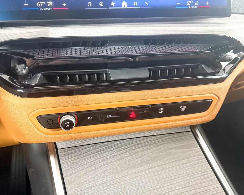 Thumbnail: 2025 BMW 4 Series - 48