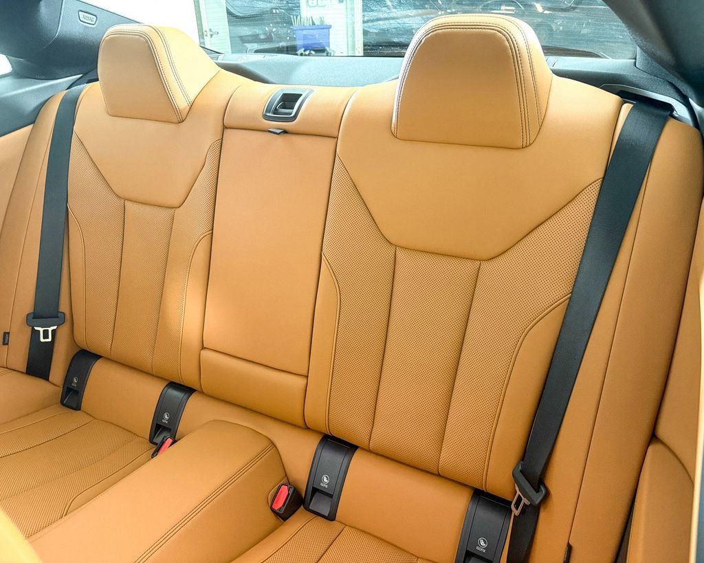 Thumbnail: 2025 BMW 4 Series - 33