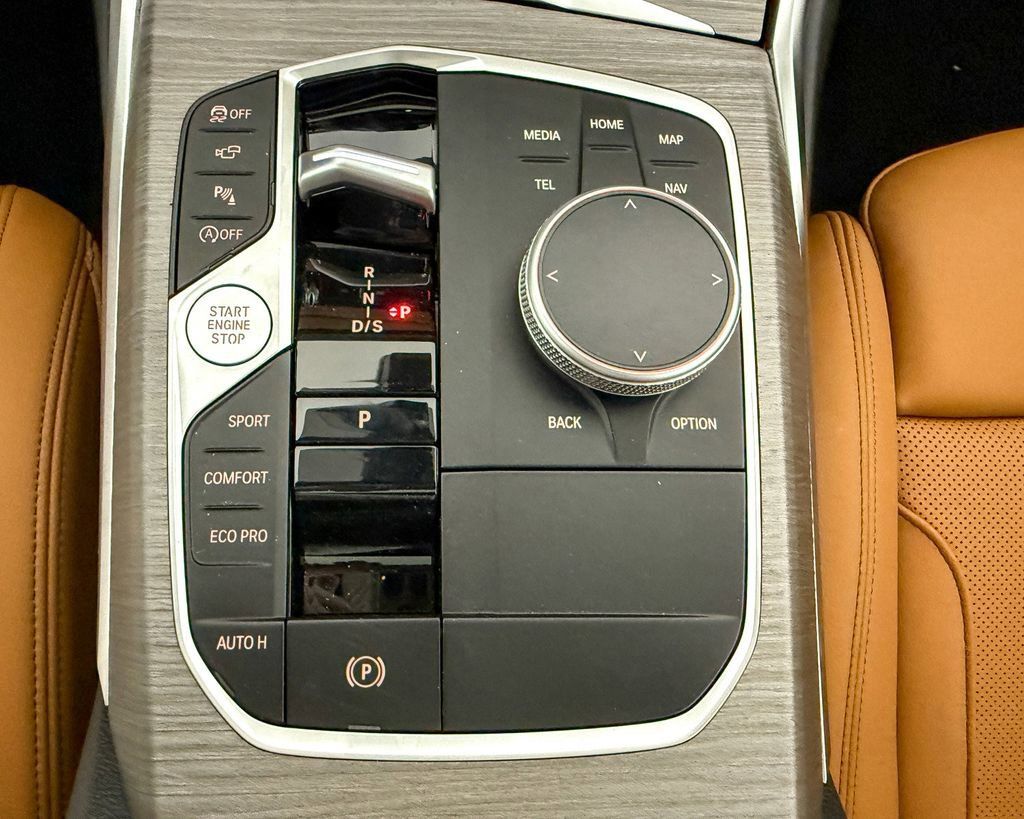 Thumbnail: 2025 BMW 4 Series - 50