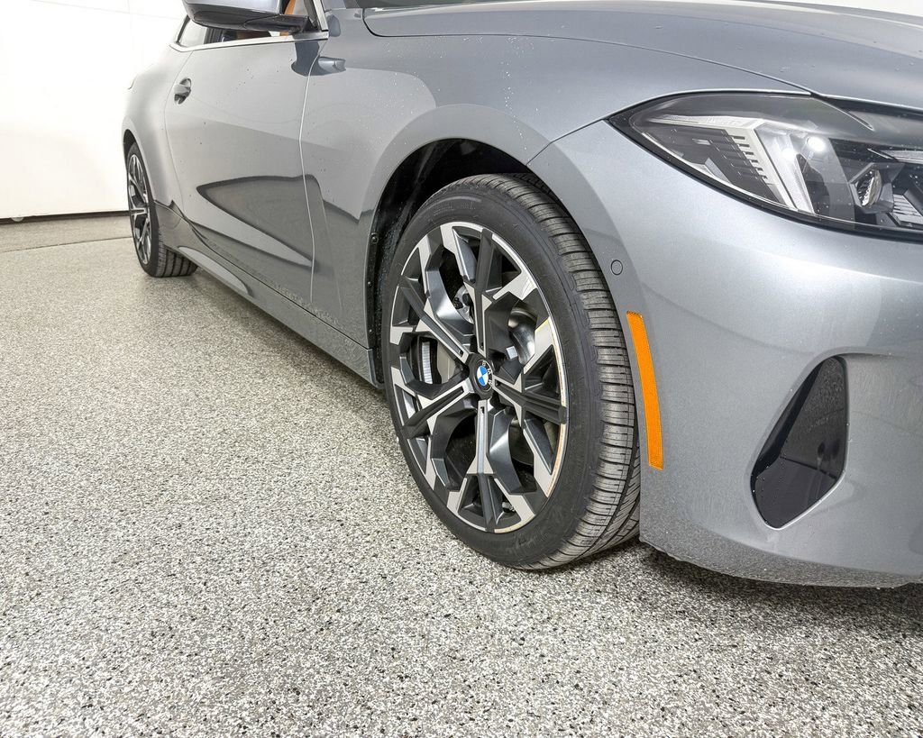 Thumbnail: 2025 BMW 4 Series - 8