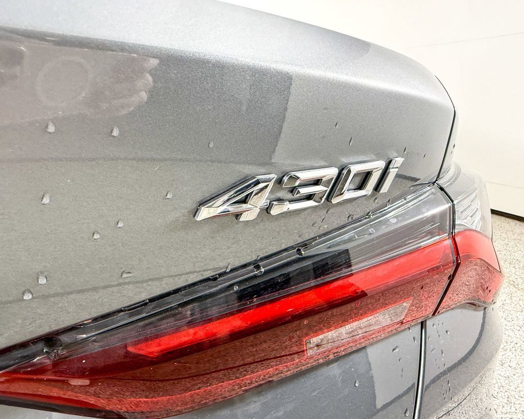 Thumbnail: 2025 BMW 4 Series - 25