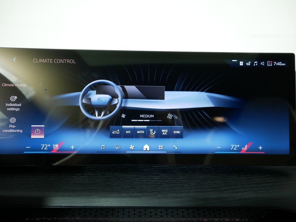 Thumbnail: 2025 BMW 4 Series - 39