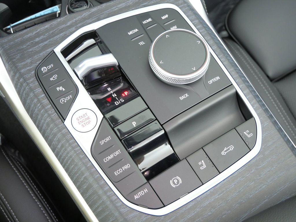 Thumbnail: 2025 BMW 4 Series - 13
